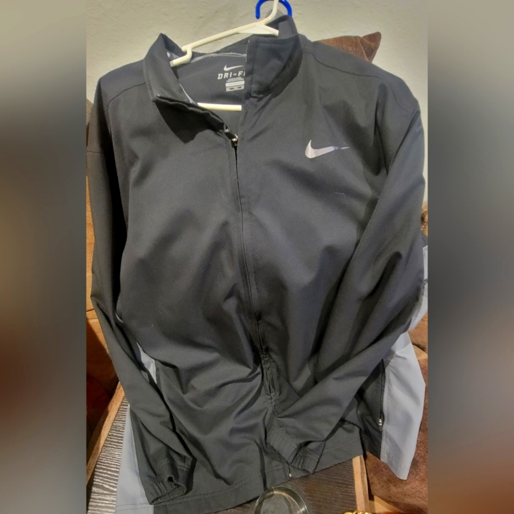 Mens dri-fit NIKE jacket XXL